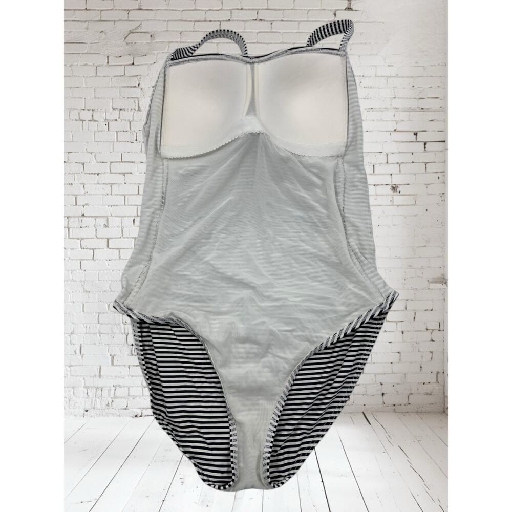 Nip Tuck Womens Beach Sorrento Stripe Joanne Tumm… - image 7